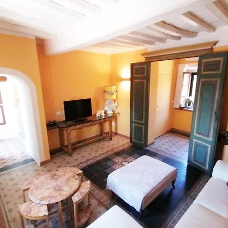 Апартаменты Luxury House Il Borgo Antico Казале-Мариттимо Экстерьер фото