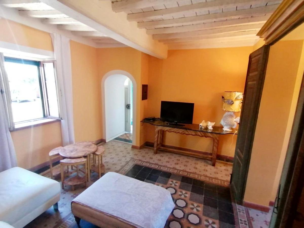 Апартаменты Luxury House Il Borgo Antico Казале-Мариттимо Экстерьер фото